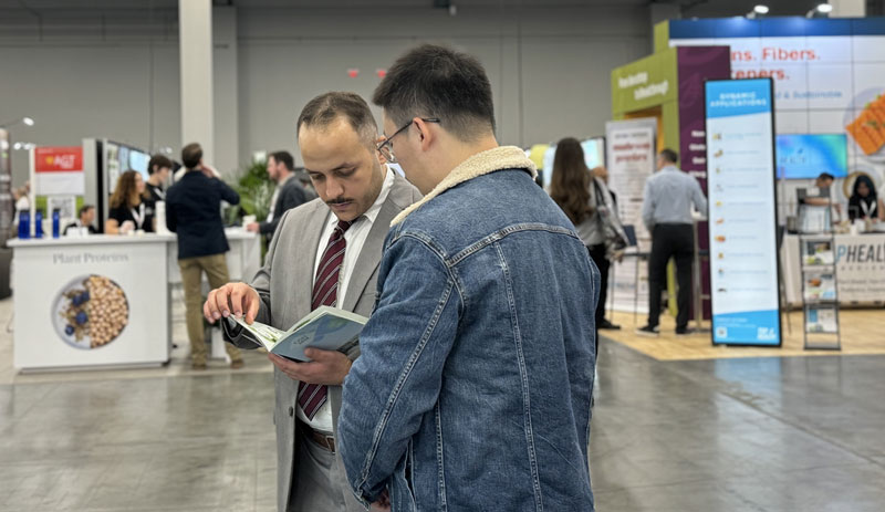 Receive customers Receive customers